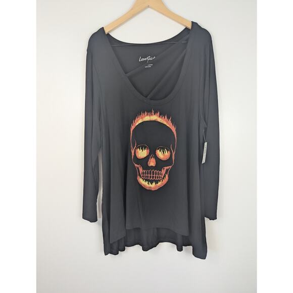 NWT Torrid Lovesick Flame Skull Strappy Long Sleeve Hi-Low Shirt - Picture 2 of 9